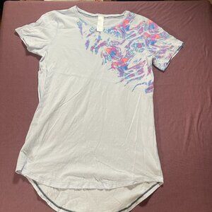 Ivivva (Lululemon kids) light tee-shirt top with color detail - size 14